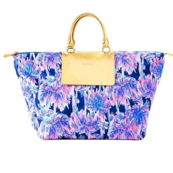 Lilly Pulitzer Handbags - NWT Lilly Pulitzer Navy Palms Up Weekender Tote